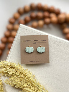 Pumpkin Stud | Select Color